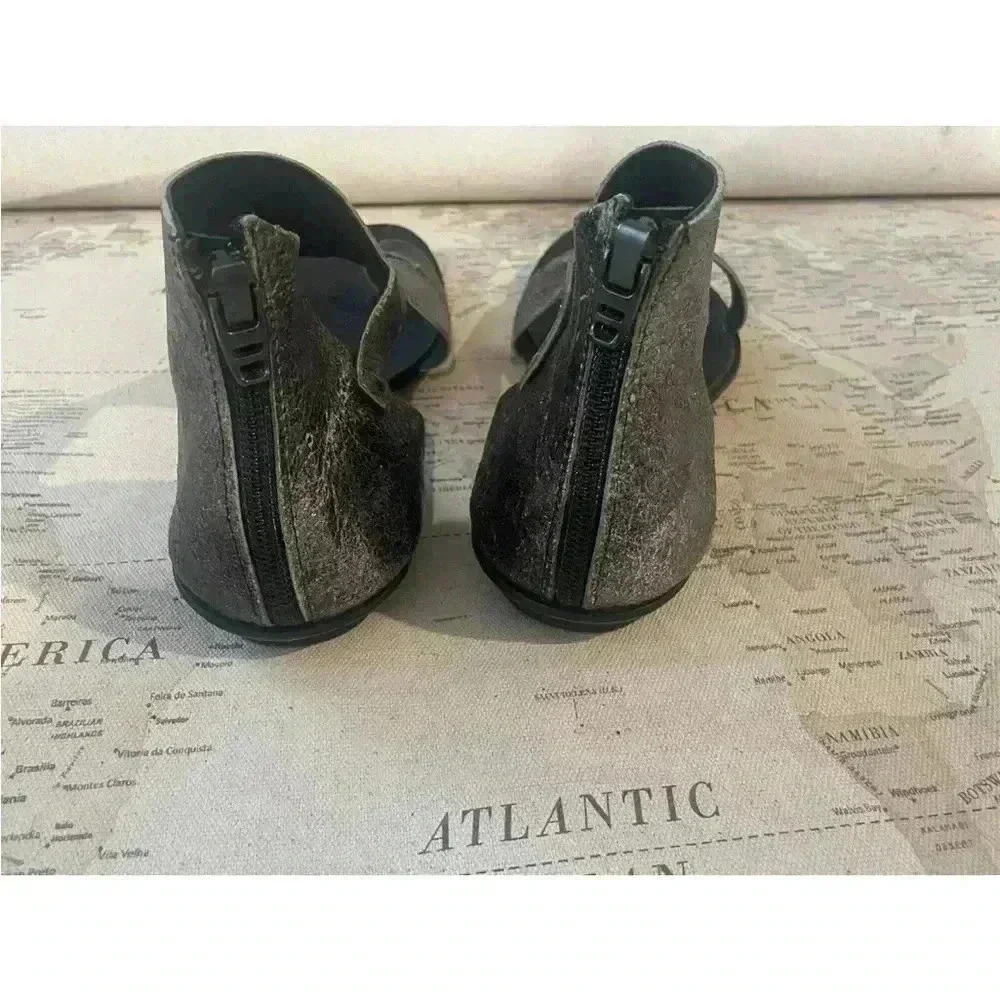 Cydwoq Vintage Shoes Women’s 38.5 Metallic Sandals Handmade Leather USA 339$ - Picture 3 of 10